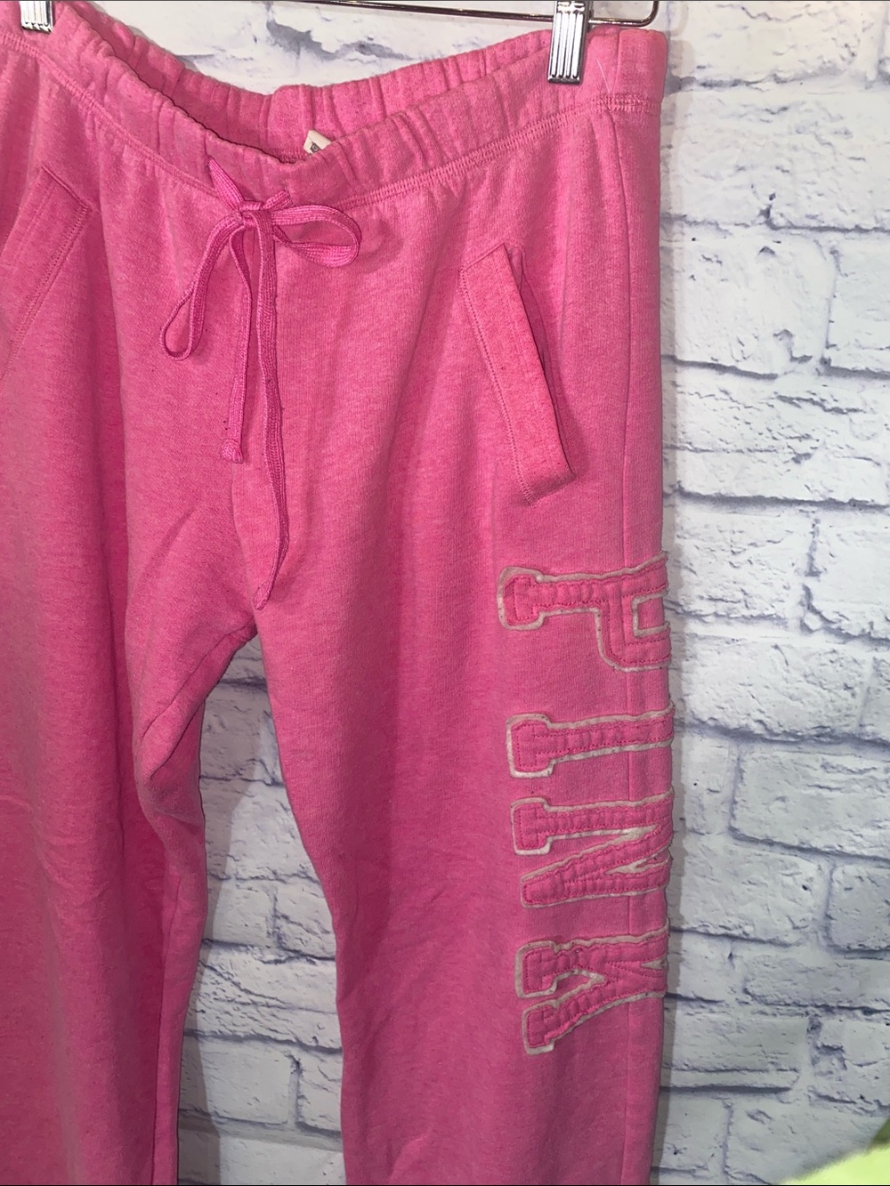 Y2K Vintage Victoria Secret PINK Sweatpants with Side Logo - Picture 3 of 8